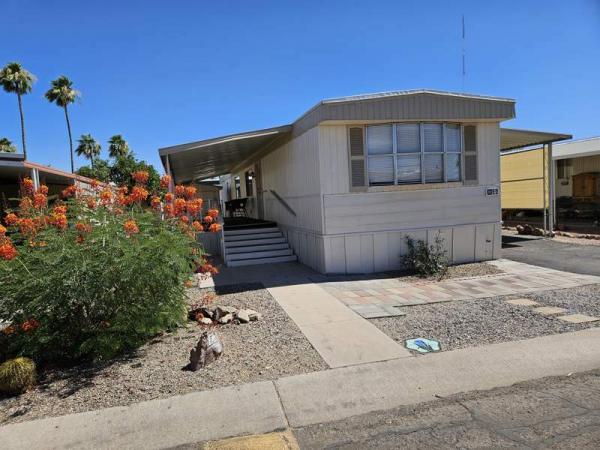 1979 Hillcrest Manufactured Home