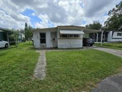 Photo 1 of 7 of home located at 13618 N. Florida Avenue Lot #16 Tampa, FL 33613