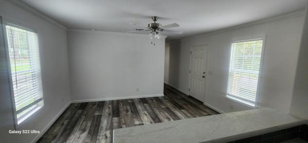 Photo 1 of 2 of home located at 9359 103rd St Lot #163 Jacksonville, FL 32210