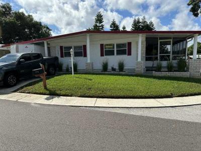 Mobile Home at 2201 Miramont Circle Valrico, FL 33594