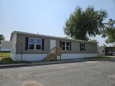 Mobile Home at 4037 Flicker Lane Hiawatha, IA 52233