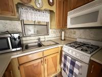 1985 Canterbury Manufactured Home