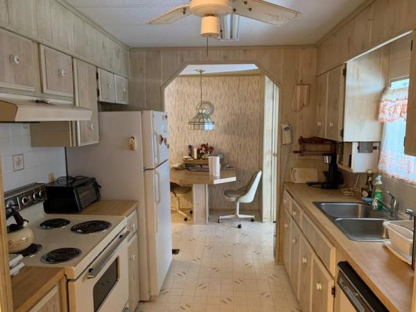 1981 TWIN Manufactured Home