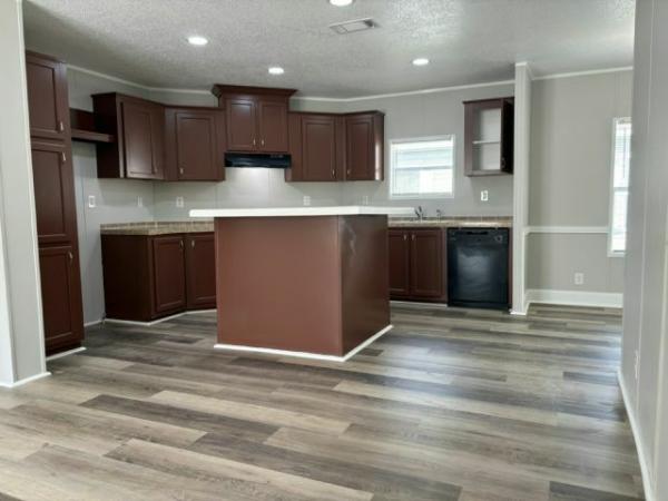 2016 LIOH Mobile Home For Rent