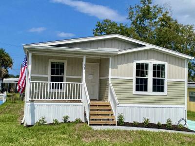 Mobile Home at 131 Cedar Street Edgewater, FL 32141