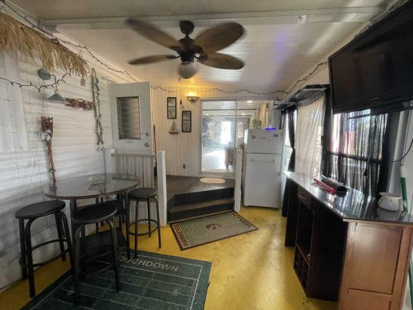 1967 NEWM 2BR/2BA w/ Bonus Mobile Home