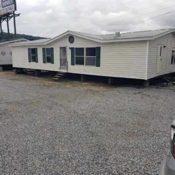 2001 Chandeleur Mobile Home For Sale