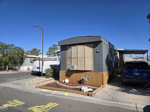 1976 Canyon Crest Manufactured Home