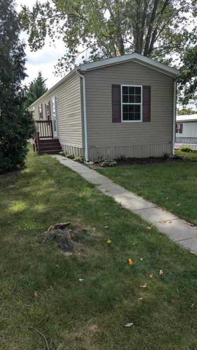 Mobile Home at 17013 Burwood Ct Lot 152 Hagerstown, MD 21740