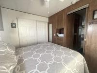 1986 Phoenix Manufactured Home