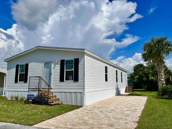 2023 Champion - Lake City Manufactured Home