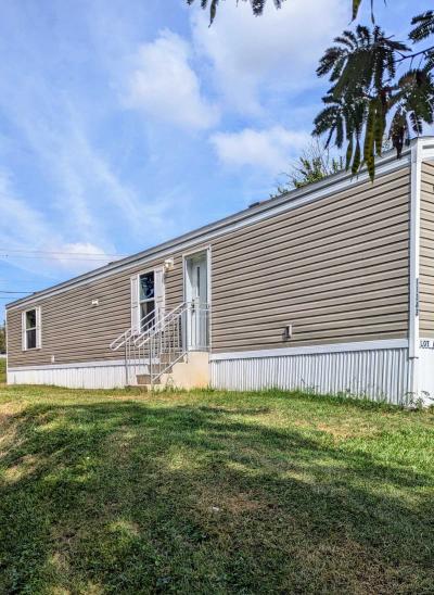 Mobile Home at 11343 Lakeside Dr. Lot 11 Hagerstown, MD 21740