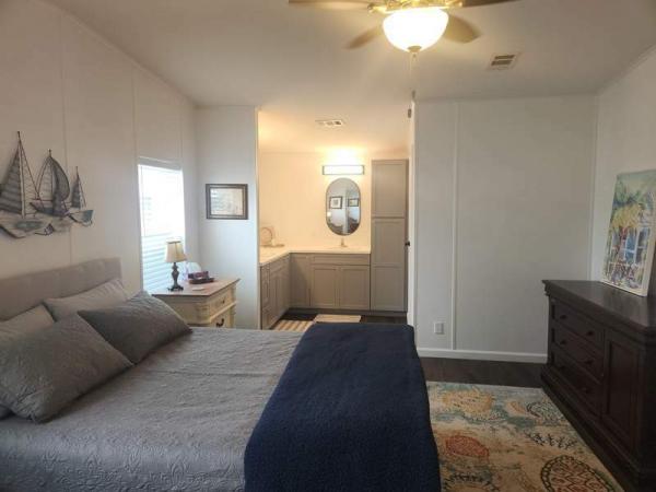 2000 Palm Harbor Manufactured Home