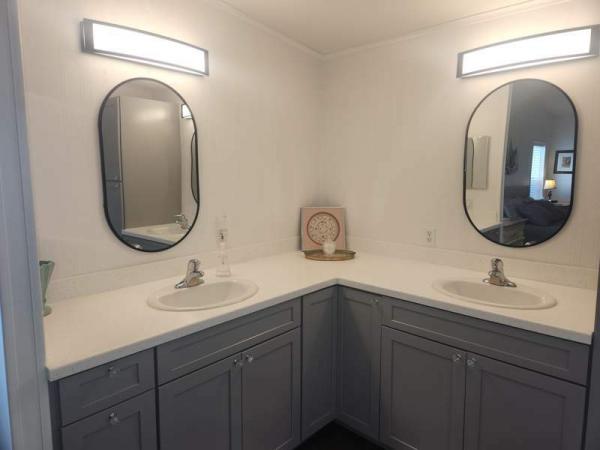 2000 Palm Harbor Manufactured Home