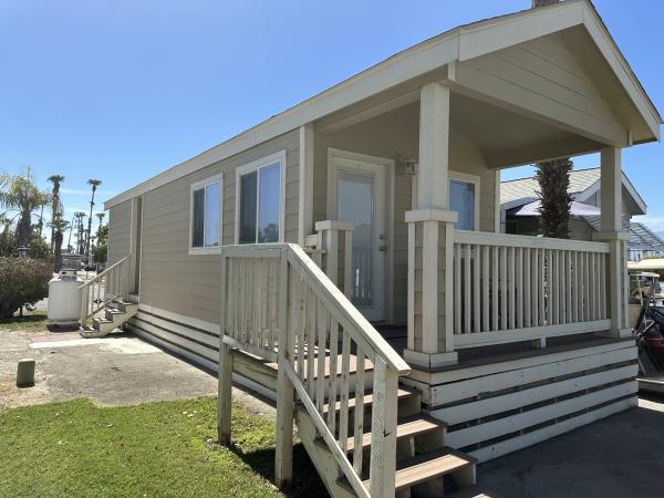 2017 CAVCO SC1135B W/6PORCH Mobile Home