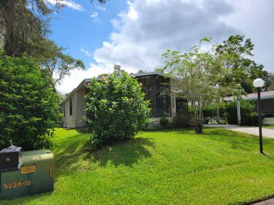 Photo 2 of 28 of home located at 11 Dover Falls Dr Ormond Beach, FL 32174