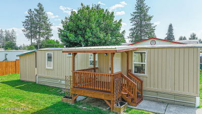 Mobile Home at 8240 W Meadow Brook Cir Rathdrum, ID 83858