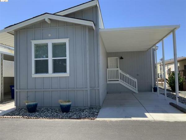 2002 Clayton Homes Coronado Manufactured Home