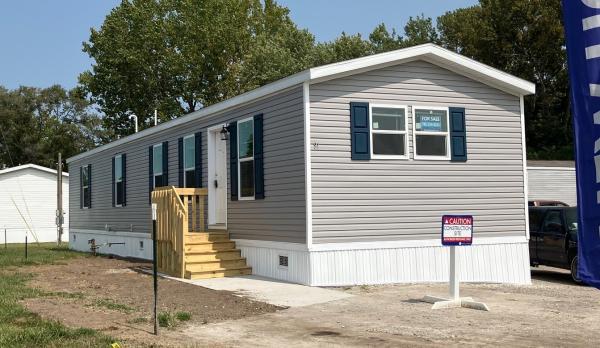 2025 Champion Home Builders, Inc. mobile Home