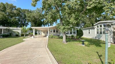 Mobile Home at 612 Holly Cir Lady Lake, FL 32159