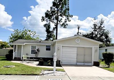 Mobile Home at 1061 La Paloma Blvd North Fort Myers, FL 33903