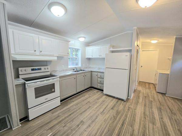 2004 HOME HOME Mobile Home