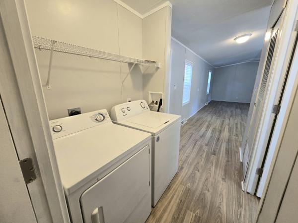 2004 HOME HOME Mobile Home