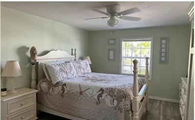 Photo 5 of 22 of home located at 9 W. Harbor Drive Vero Beach, FL 32960