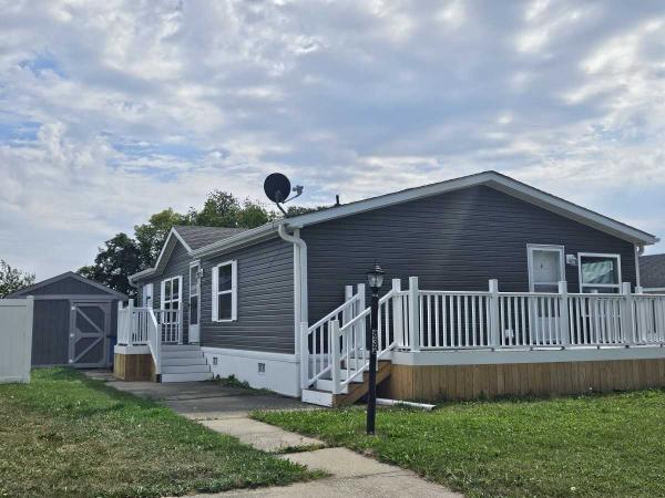 1996 Skyline Woodfield Mobile Home