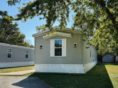 Mobile Home at 71 W Us Highway 6 Lot 27S Valparaiso, IN 46385