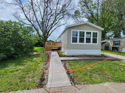 Mobile Home at 14709 W Burnsville Parkway #55 Burnsville, MN 55306