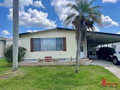 Mobile Home at 7407 Queens Way Ellenton, FL 34222