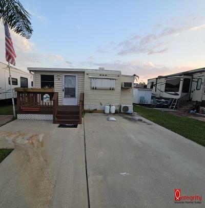 Mobile Home at 16860 Us Hwy 19 N, Lot 355 Clearwater, FL 33764