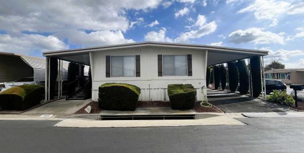 1972 Kaufman/Broad Mobile Home For Sale