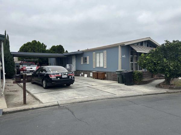 1980 Golden West Golden West Mobile Home