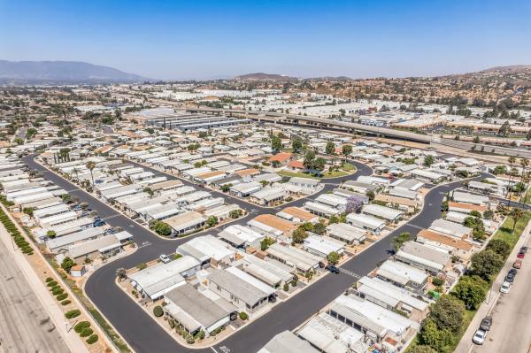 1976 Goldenwest Mobile Homes Manufactured Home