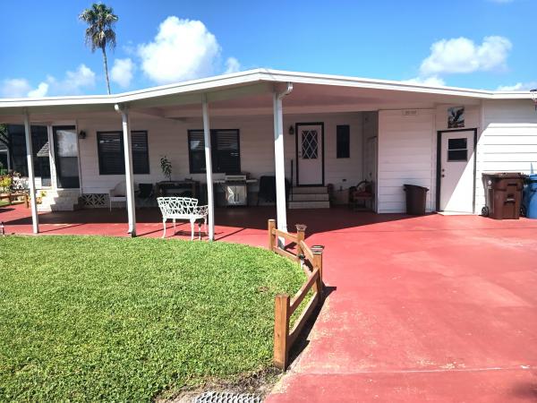 1988 Fleetwood Mobile Home