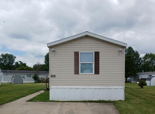 2001 Commodore mobile Home