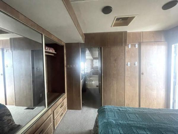 1983 Villa Manufactured Home