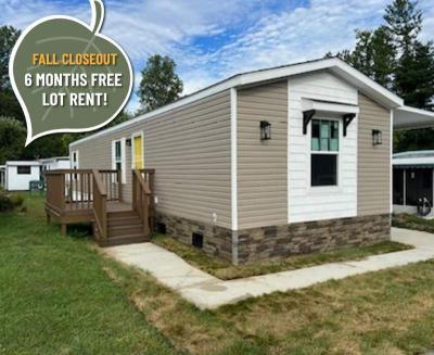 Mobile Home at 111 Half Way Tree Ln. Hendersonville, NC 28739