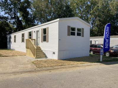 Mobile Home at 3200 Old Colony Rd Warsaw, IN 46580