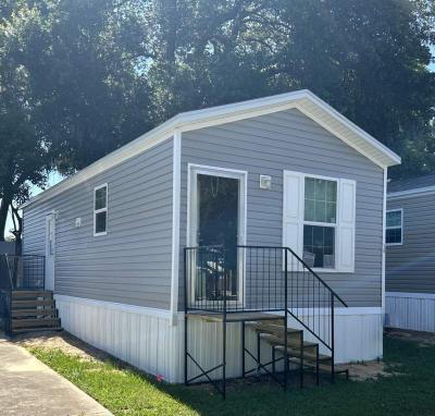 Mobile Home at 2245 New Tampa Hwy, Lot 10 Lakeland, FL 33815