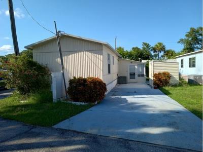 Photo 4 of 33 of home located at 313 Joy Rd. Daytona Beach, FL 32119