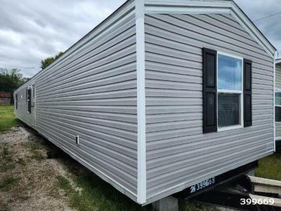 Mobile Home at D & D Transport Inc. 3715 Lexington Rd Richmond, KY 40475