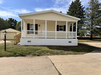 Mobile Home at 208 S. Village Dr Lot Svi-208 West Des Moines, IA 50265