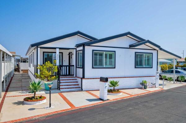 2001 Hallmark Mobile Home For Sale