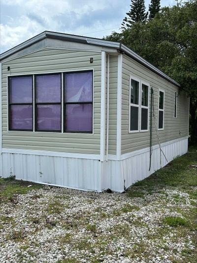 Mobile Home at 8125 U.s. 1, Lot 25 Vero Beach, FL 32967