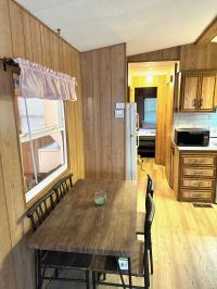 1987 Oakw Mobile Home