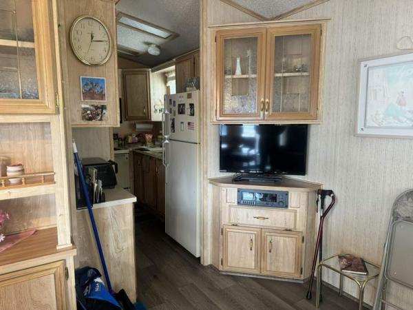 1990 Cavco Manufactured Home