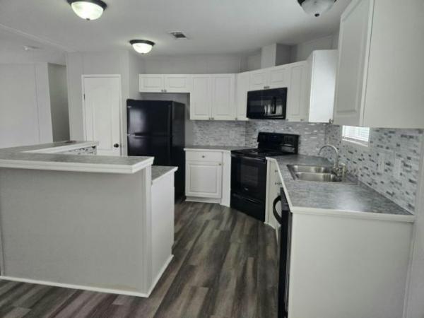 2021 Fleetwood Mobile Home For Rent